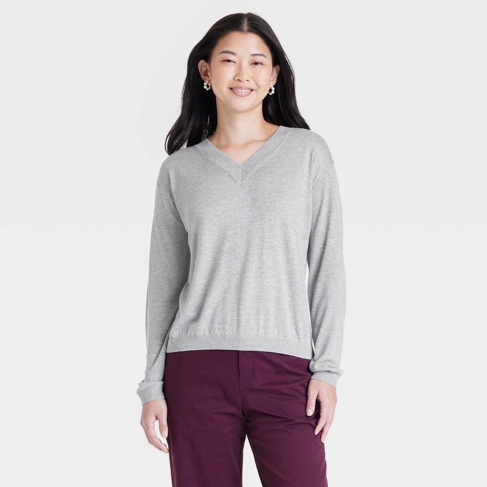A New Day Women's Fine Gauge V-Neck Pullover Sweater